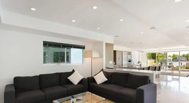 Villa Mercy, Забронировать Вилла Отели Miami Metropolitan Area 3 звезды, 3*