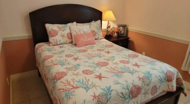 Island Time #4 2 Bedroom Condo by RedAwning