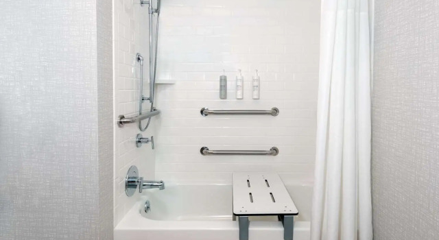 Номер Standard Hampton Inn Coventry-Warwick Area