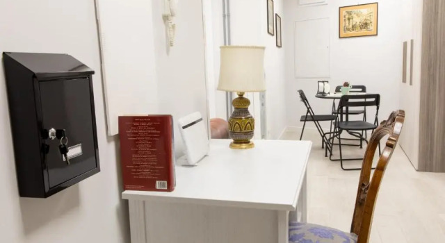 Bibbis House San Lorenzo, Забронировать Гостевой дом Сан-Лоренцо Рим