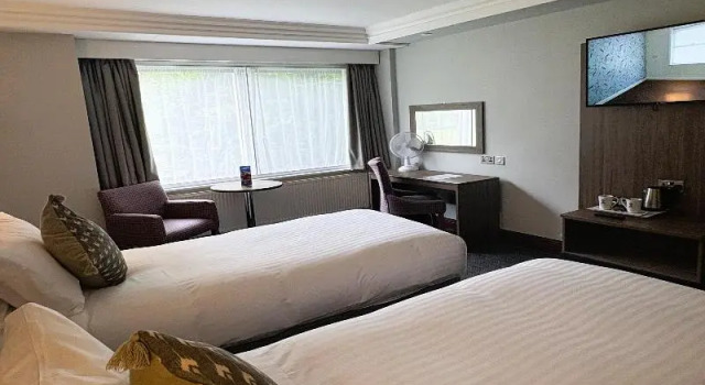 Номер Superior Best Western Plough and Harrow Hotel