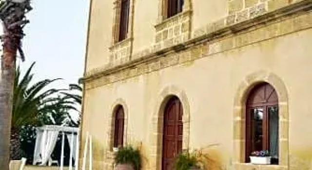 Casale dei Consoli, Забронировать Отель Отели Долины Ното 3 звезды, 3*