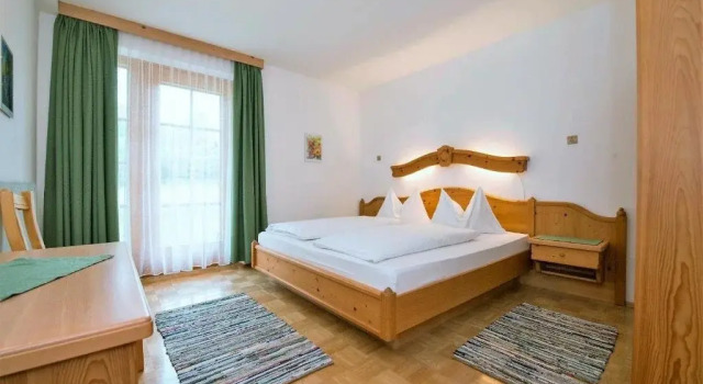 Ferienhaus Franz, Забронировать Отель Отели Гичталь 3 звезды, 3*