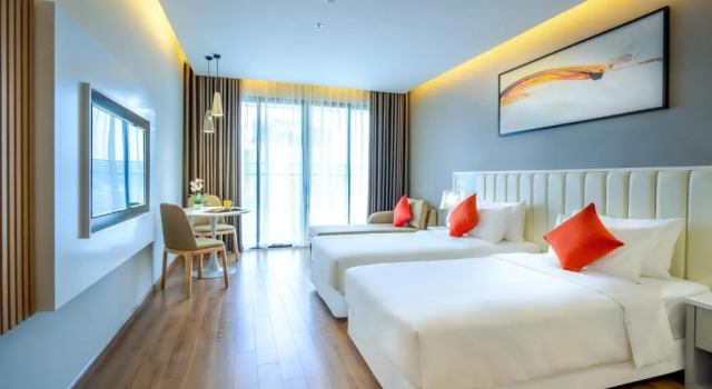 Номер Deluxe DeLaSea Ha Long Hotel - Modern Bayview Escape