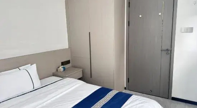 Люкс Deluxe Zhubei Apartment (Tingzhou Ancient City Wolong Academy)