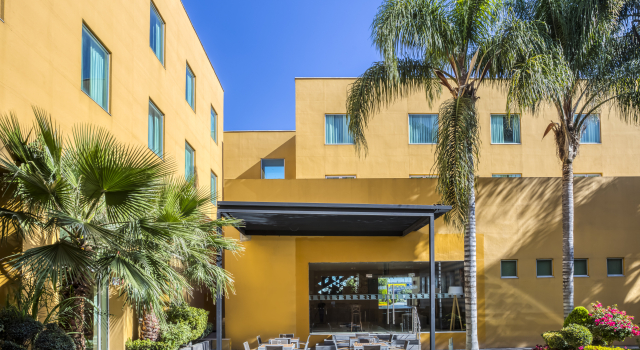 Fiesta Inn Express San Luis Potosí Oriente, Забронировать Отель Сан Луис Потоси 