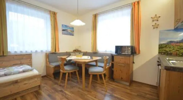 Appartement Jäger Manuela, Rezerwuj Apartament Hotele w Salzburg z parkingiem, Parking