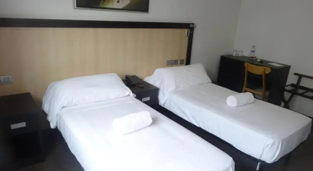 Двухместный номер Standard Hotel 170