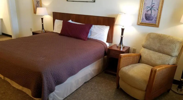 Двухместный номер Deluxe West Plains Motel