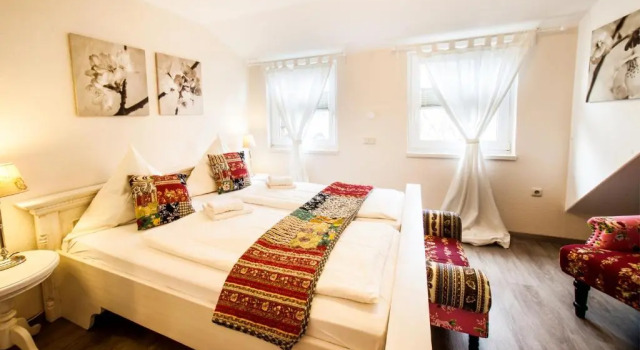 Апартаменты с 3 комнатами Frieslandstern - Ferienhof und Hotel