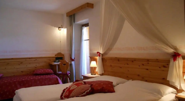 Двухместный номер Economy с балконом Hotel Garnì Salvanel