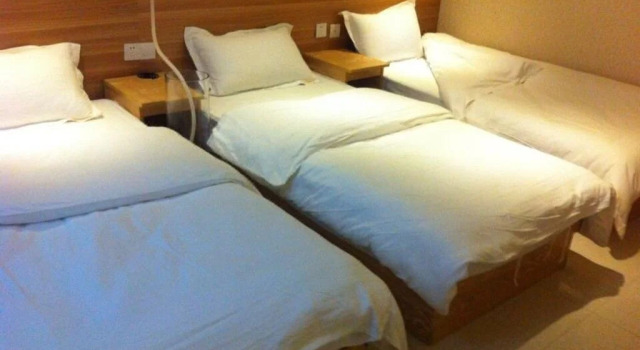 Youth Star Express Hotel, Book Hotel Jinshui District Henan