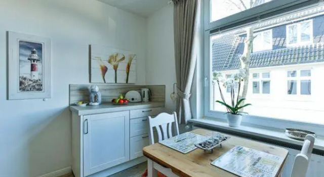 App-7-in-strandnaher-Lage-Baederstil-Villa-in-Wenningstedt-Sylt