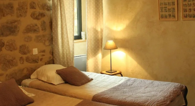 Loft With Panoramic Terrace, Prenota Affittacamere Hotel a Alvernia con parcheggio, Parcheggio