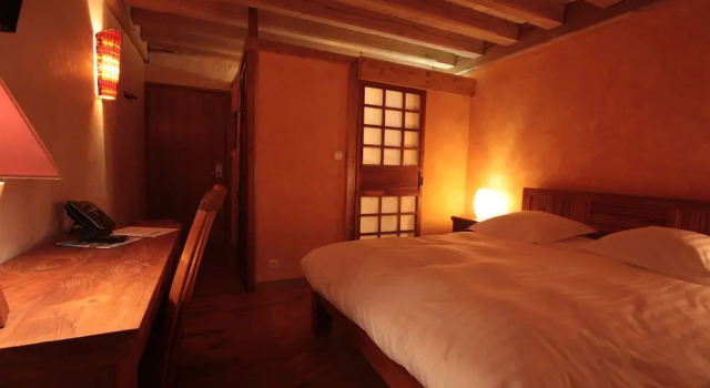 Двухместный номер Classic с балконом Manoir des Indes, The Originals Relais