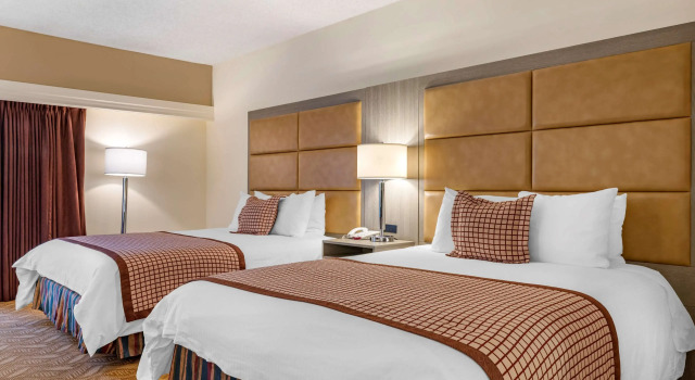 Четырёхместный номер Standard Best Western Plus Thousand Oaks Inn