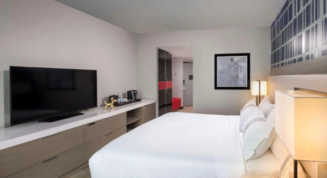 Двухместный номер Deluxe The Summit Hotel