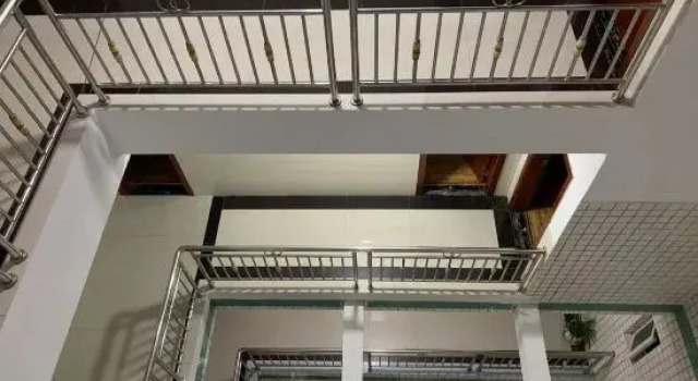 Heleju Homestay, Rezervasyon Otel Çongçing 