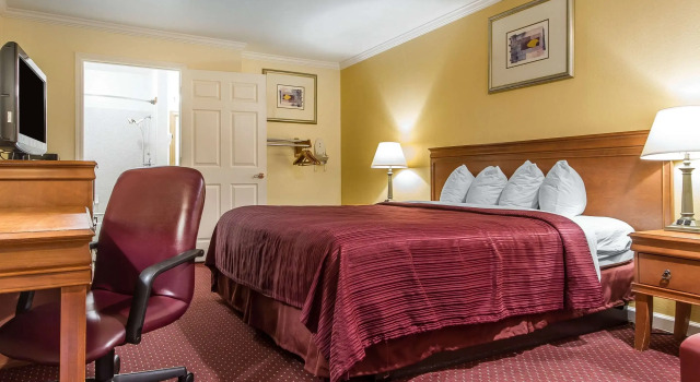 Двухместный номер Standard Quality Inn & Suites Gilroy