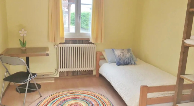 Schutzenbach Backpackers For Adults 18-32 years only, Забронировать Хостел Недорогие отели Лаутербруннен, рядом с Водопад Штауббах, недорого