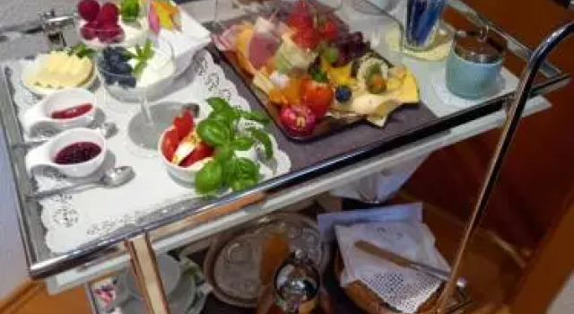 Apartment HAUS MERLIN am Böckelsberg, Reserva ahora Apartamento Hoteles en Weimar con desayuno, cerca de Herdergarten Weimar, Desayunos