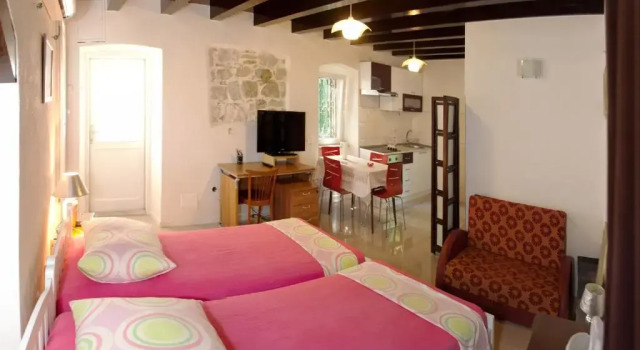 Студия Standard Apartments Miranda