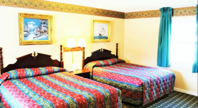 Четырёхместный номер Standard Pilgrim Inn