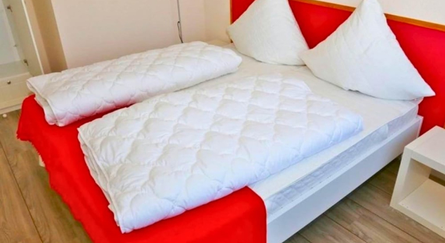 Ferienwohnung Am Yachthafen mit Balkon, Book Apartment Fehmarn Troms