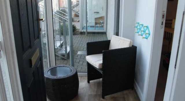 Апартаменты Цокольный этаж с 2 комнатами Serviced Apartments Wexford