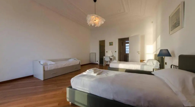 Апартаменты ALTIDO Splendid Apartment for 8 with Beautiful SeaView