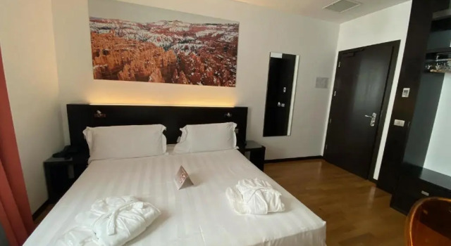 Двухместный room Отель Card International
