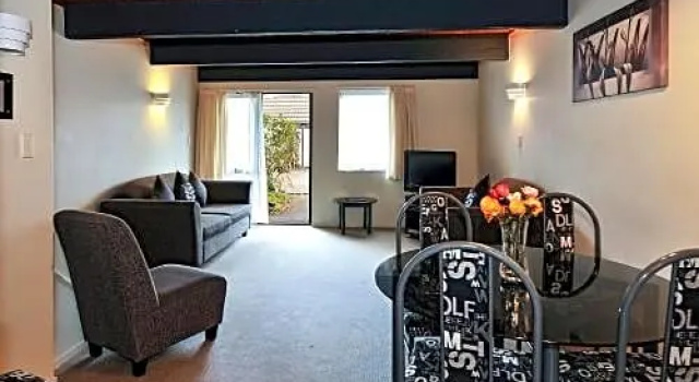 Апартаменты Executive с 2 комнатами Wylie Court Motor Lodge