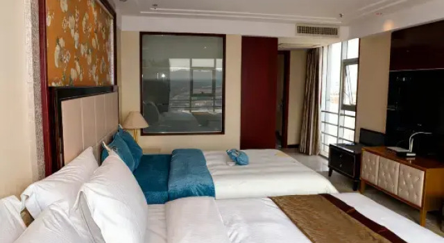 Семейный люкс New Cozy Harbour Hotel