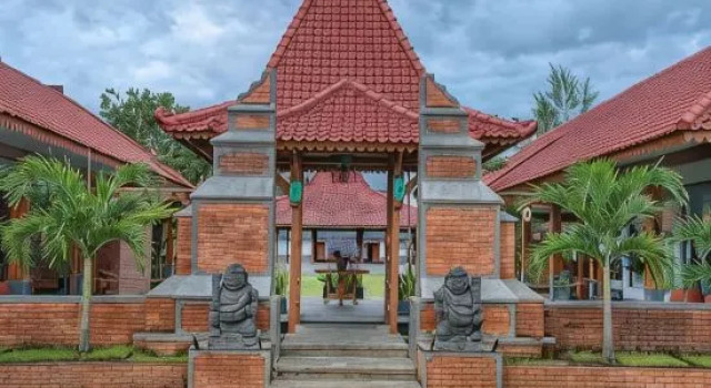 Hadipriyanto Homestay, Prenota Hotel Hotel economici a Banyumas