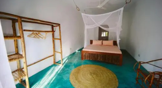 Siri Beach Lodge