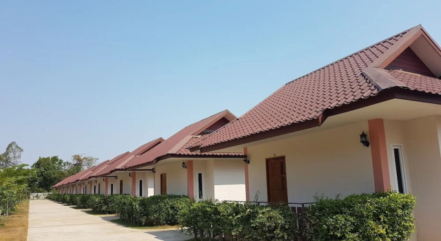 Buakaew Resort, Varaa Lomakeskus Hotellit North-Eastern Thailand pysäköinnillä, Pysäköinti