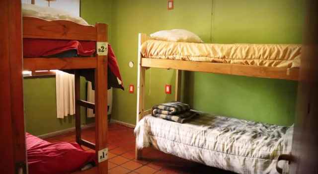 Casa Grande Hostel y los Bungalows de Parque Ubajay, Book Hostel / Vandrerhjem Billige hoteller i Merlo