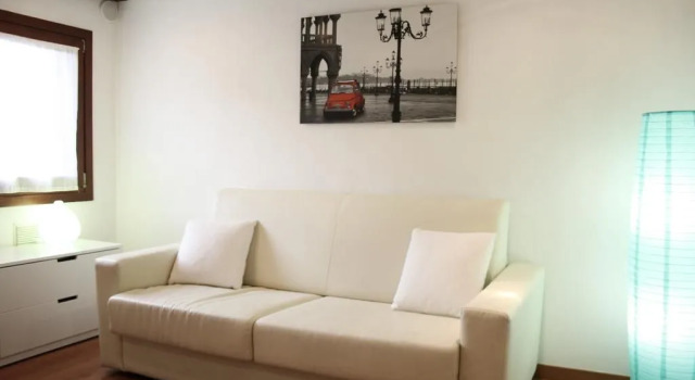 Cool Apartments Venice, Забронировать Апартаменты/квартира Венеция Венето, рядом с Accademia Bridge