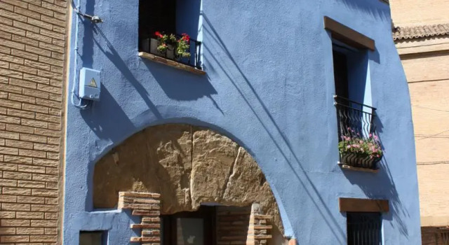 Casa El Chandre, Book Hotel Hotels in Aragon with Parking, Parking