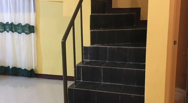 Семейный номер Standard c 1 комнатой с видом на сад Pines Mansion 2 Homestay Rooms for Rent in Cash with 30 percent Advance Payment to Confirm