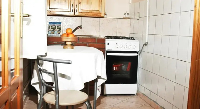 Amarin Apartments, Забронировать Апартаменты/квартира Недорогие отели Хайдусобосло, рядом с Bell House, недорого