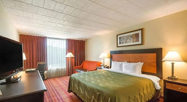 Номер Superior Chester Hotel and Conference Center
