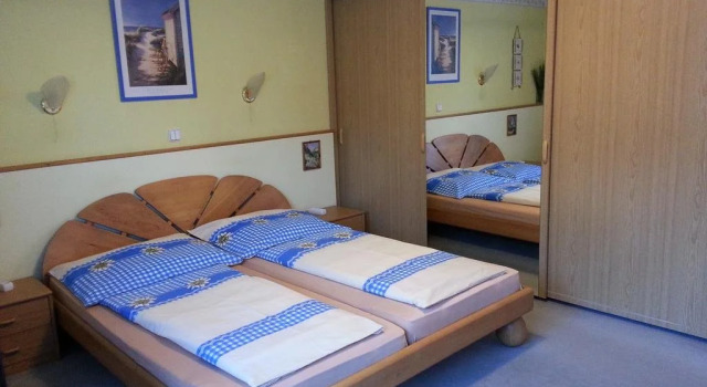 Haus Waldeck, Varaa Hotelli Rohrmoos 