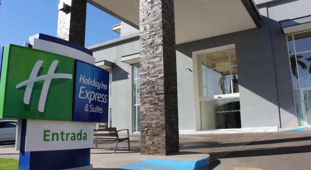 Holiday Inn Express & Suites Ciudad Obregon, Book Hotel Hoteller i Sonora med parkering, Parkering