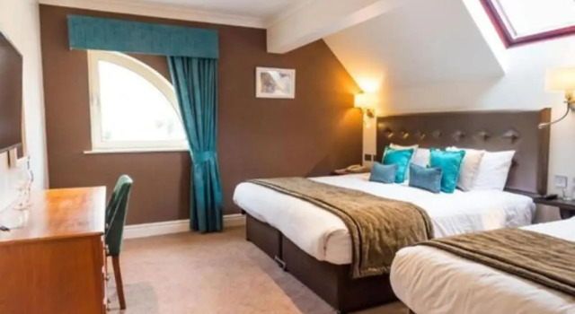 Трёхместный семейный номер Standard Ufford Park Resort