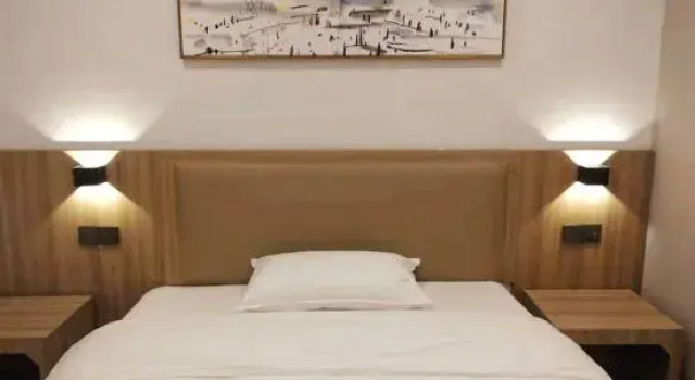 Люкс Business Maisi Wei Ji Hotel (Wuhu Gucheng Pedestrian Street)