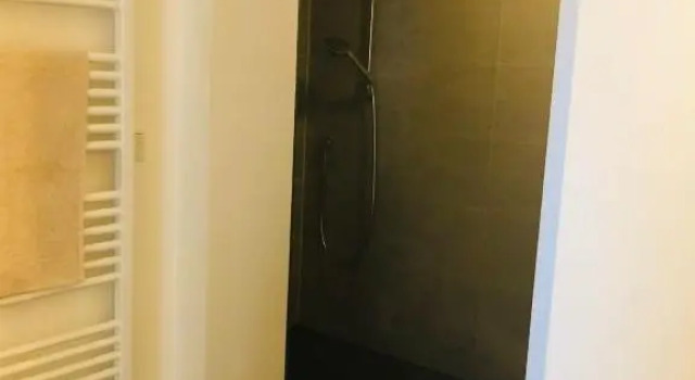 Ferienwohnung Kleine Auszeit, Забронировать Отель Глюксбург земля Шлезвиг-Гольштейн, рядом с Wasserschloss