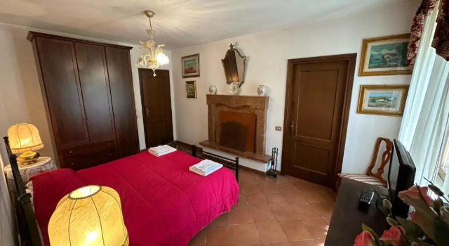 A Villa Esperia Bed and Breakfast, Prenota Villa Isola della Scala 