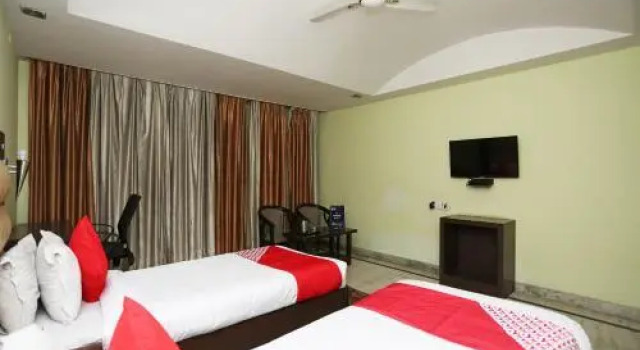 The Swagat Palace by OYO Rooms