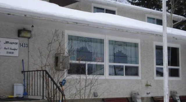 Jailhouse Bed & Breakfast, Buchen Sie Hotel Valemount 